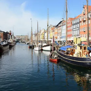 Best - Nyhavn Copenhagen